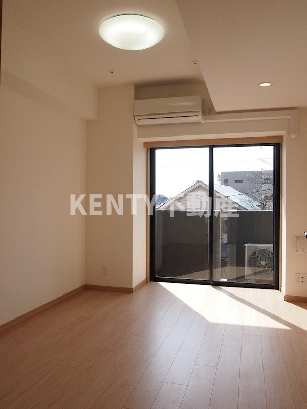 居室・リビング　ゆったりとした居間です