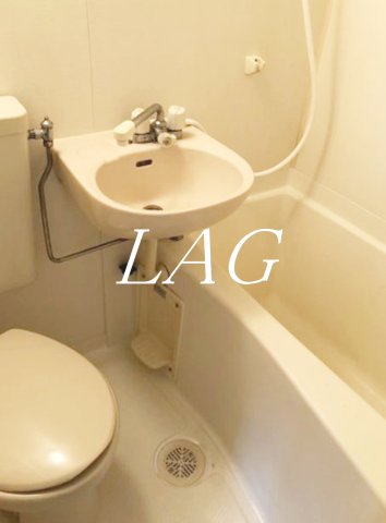 バス・シャワールーム　お風呂です。