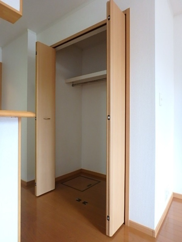 収納　図面と現状に相違がある場合には現状を優先