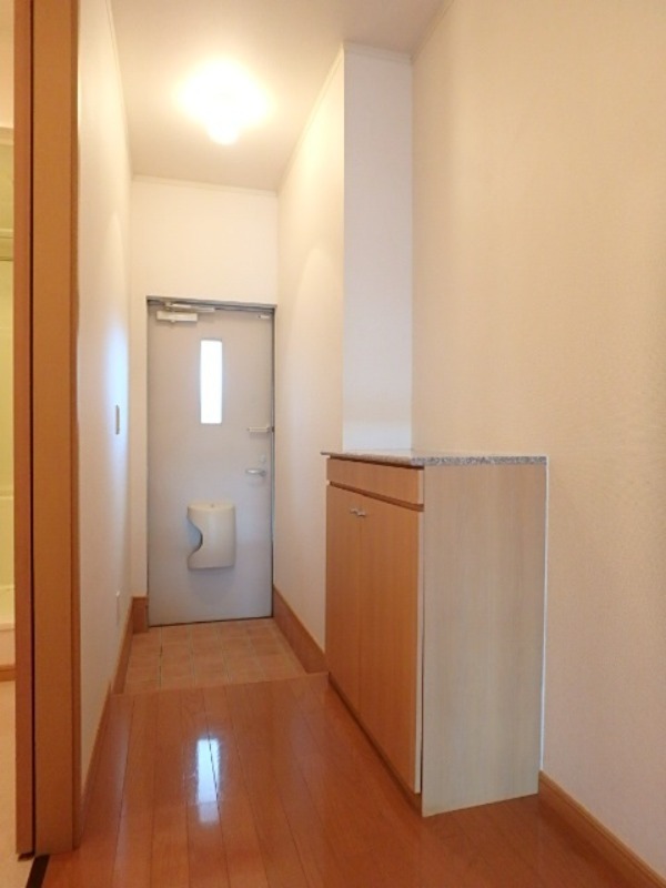 玄関　図面と現状に相違がある場合には現状を優先