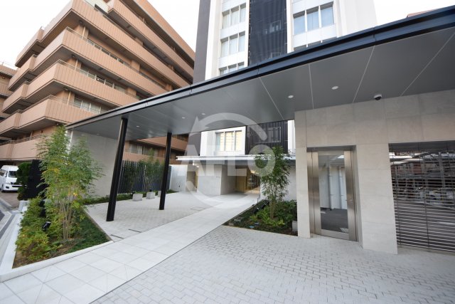 エントランス　ローレルアイあべの　エントランス