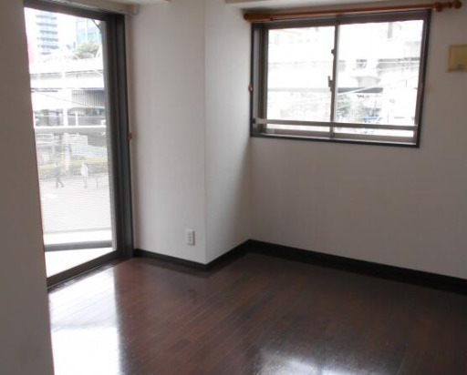 居室・リビング　※別部屋の参考写真です。