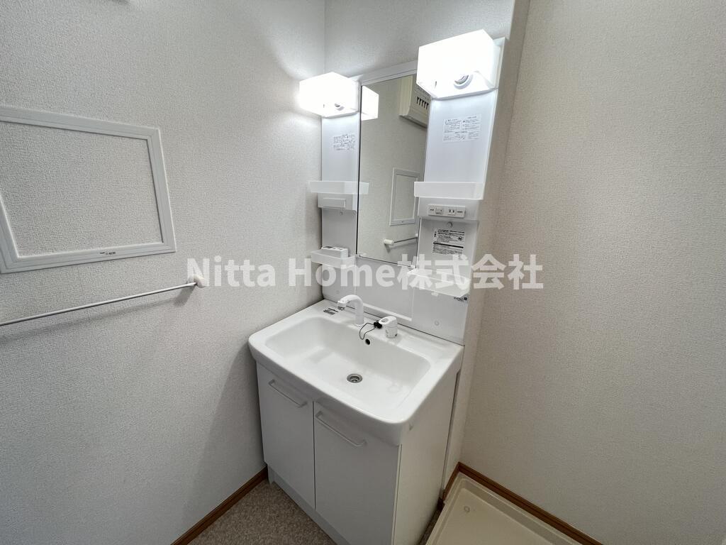 洗面設備　独立洗面化粧台もありますよ♪