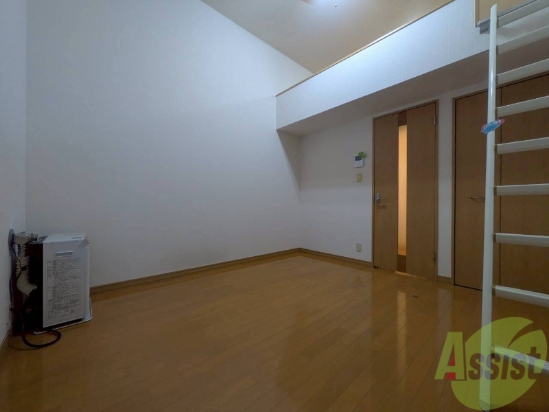 居室・リビング　広くてきれいなリビングです！快適に過ごせそうですね。