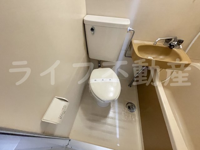 トイレ　コンパクトで使いやすいトイレです