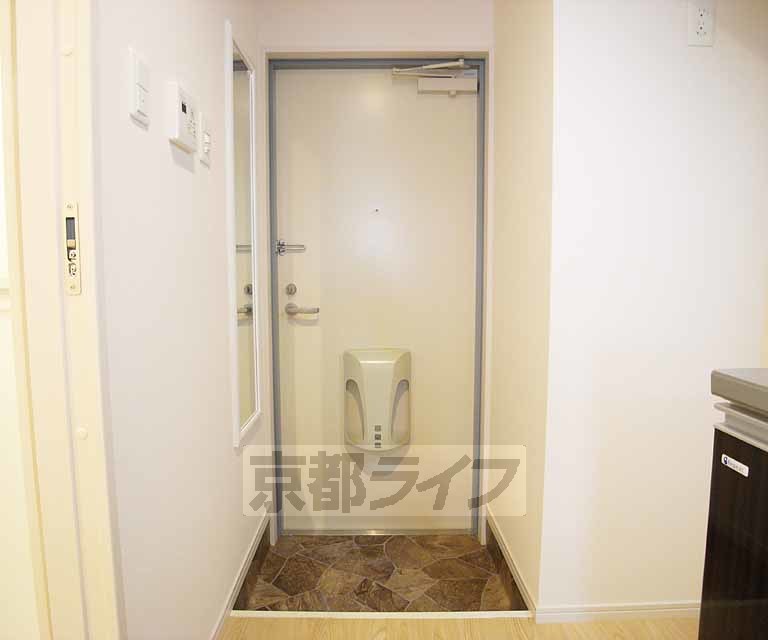 玄関　玄関です。