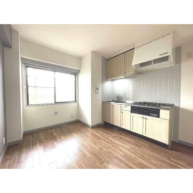 居室・リビング　以下、参考写真