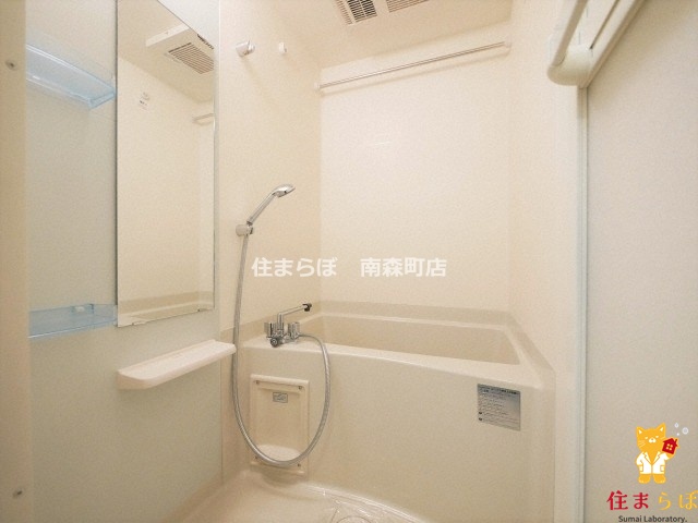 バス・シャワールーム　「見た目じゃなく、心に“しっくりくる”を大切に。」