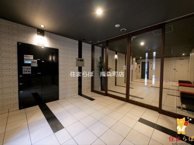 エントランス　「暮らしの設計図は、ここから始まります。」