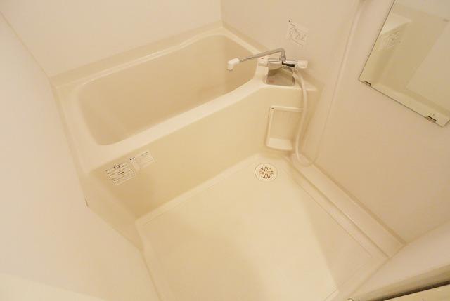 バス・シャワールーム　浴室