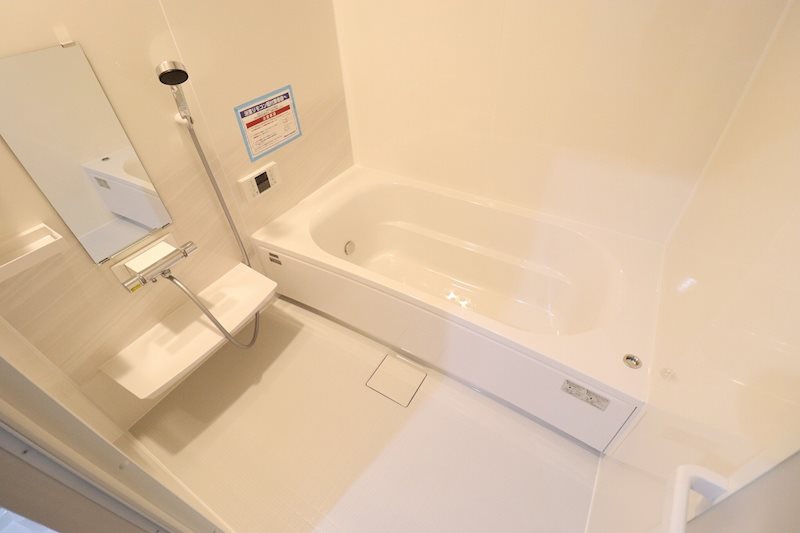 バス・シャワールーム　同タイプの別部屋