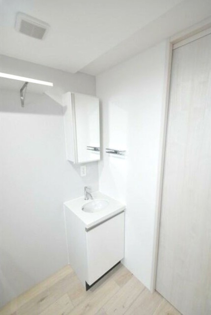 洗面設備　同仕様写真