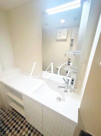 洗面設備　洗面台です。