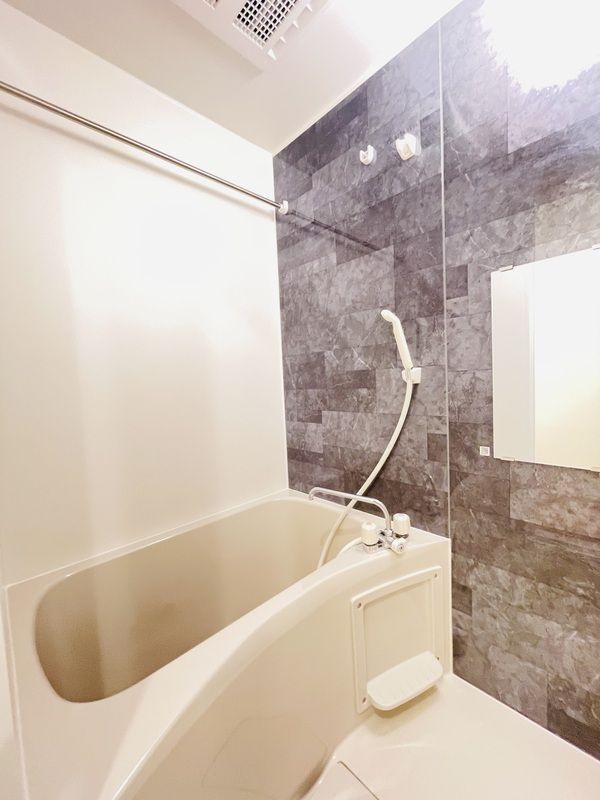 バス・シャワールーム　☆ゆったりくつろげるお風呂☆