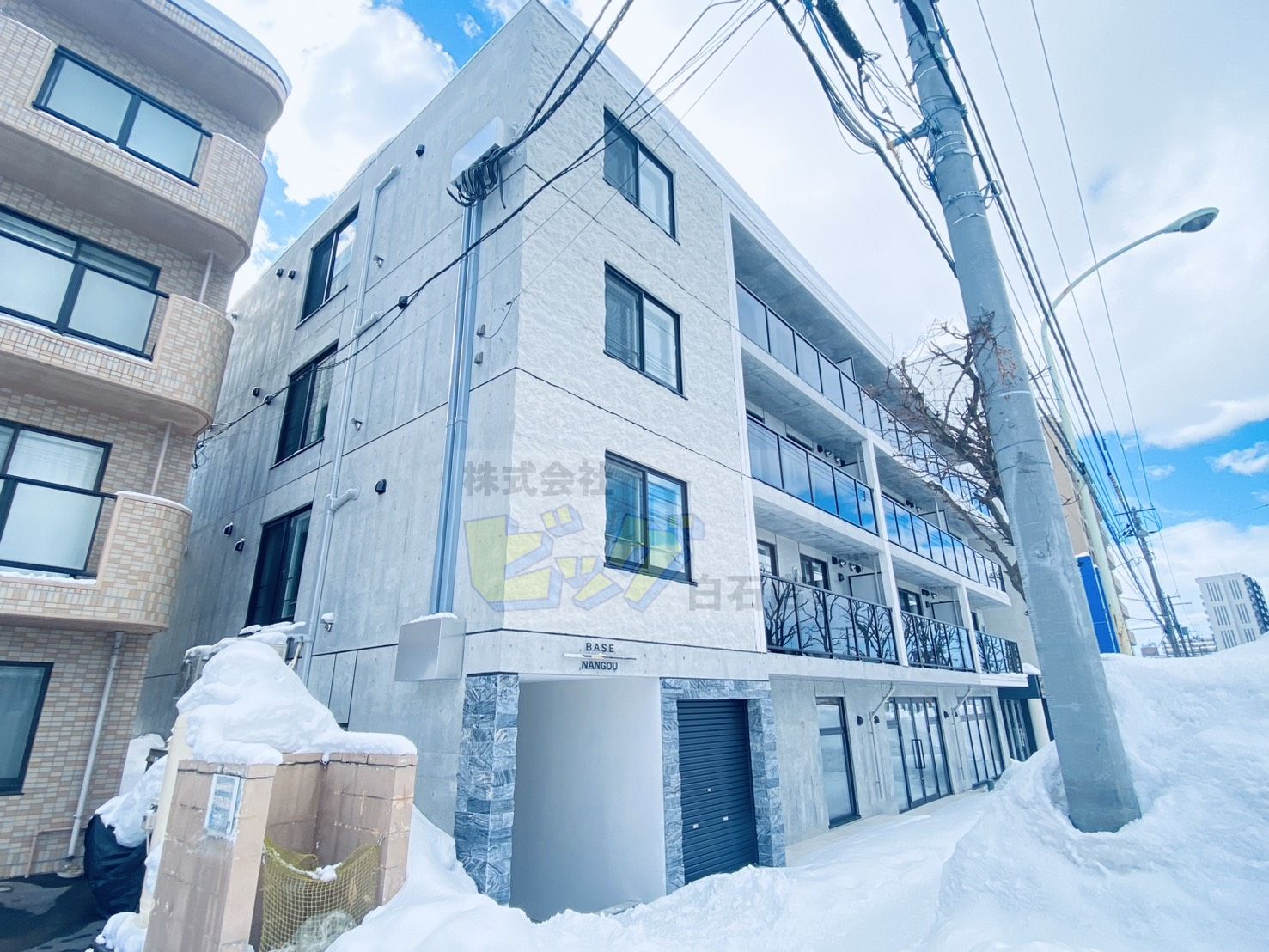 建物外観　都市ガス・Ｗｉ－Ｆｉ無料のデザイナーズマンションです♪