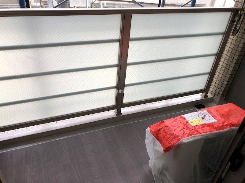 バルコニー　違うお部屋の写真です。ご参考までに