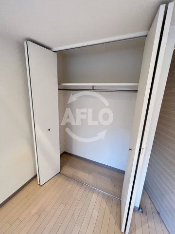 収納　ルクレ立売堀　クローゼット