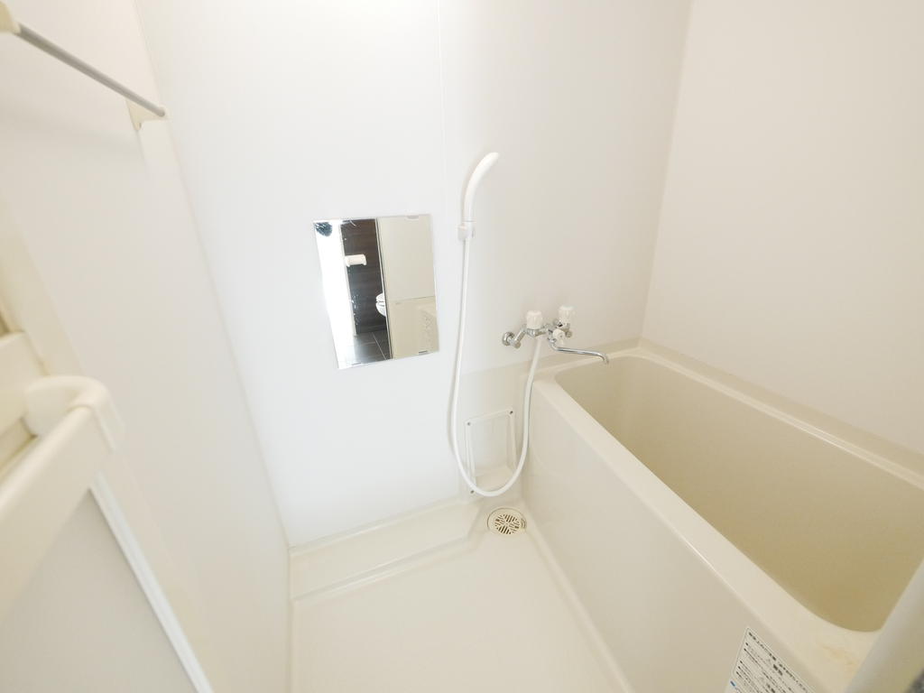 バス・シャワールーム　※同シリーズタイプのお部屋です。