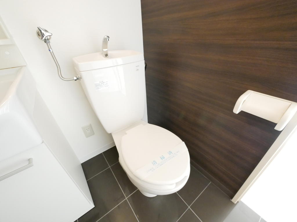 トイレ　※同シリーズタイプのお部屋です。