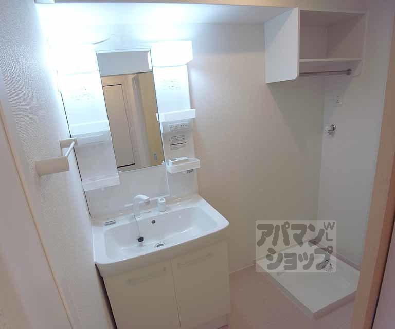 洗面設備　洗面脱衣場も広いです。