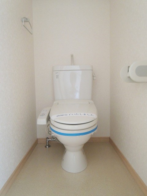 トイレ　※別部屋参考画像