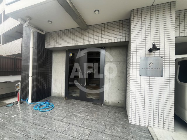エントランス　グランステディ城東中央　エントランス