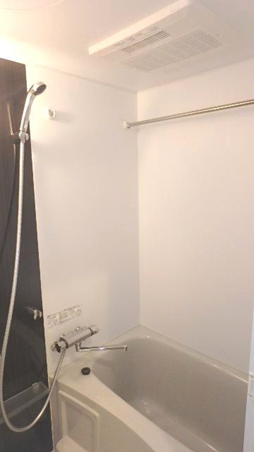 バス・シャワールーム　風呂