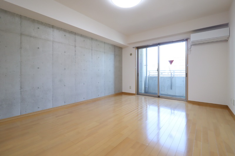 居室・リビング　図面と現状に相違がある場合には現状を優先