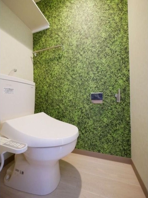 トイレ　間取り反転写真