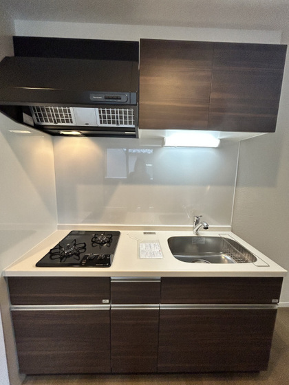 キッチン　※掲載写真は同マンション別部屋参考写真となります。