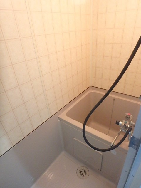 バス・シャワールーム　同型イメージ