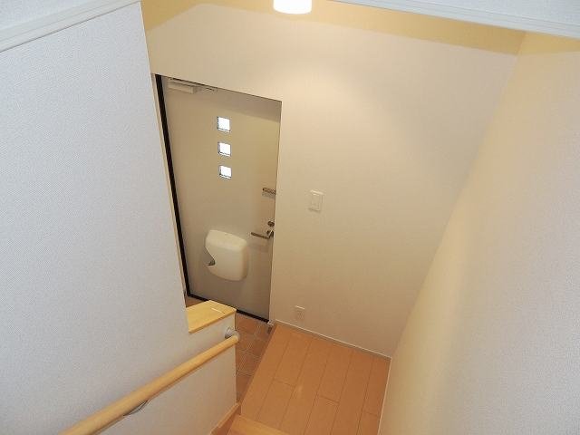 玄関　落ち着いた玄関です