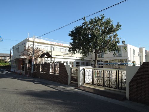 幼稚園・保育園　みつる幼稚園（幼稚園・保育園）まで227m