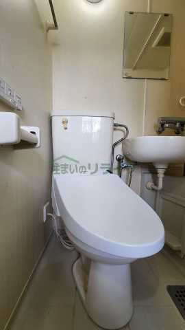 トイレ　別部屋のお写真です