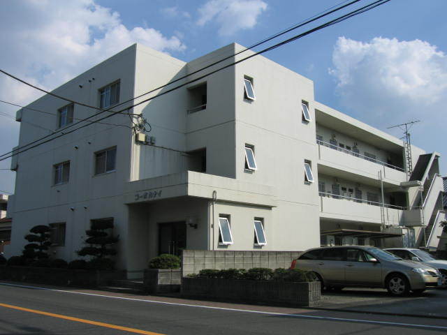 建物外観　丈夫で安心の鉄筋コンクリート造マンションです☆