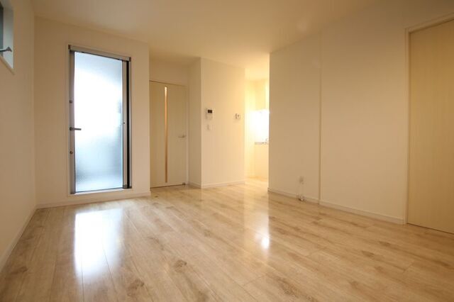 居室・リビング　※別室の参考写真の為、現況優先です。