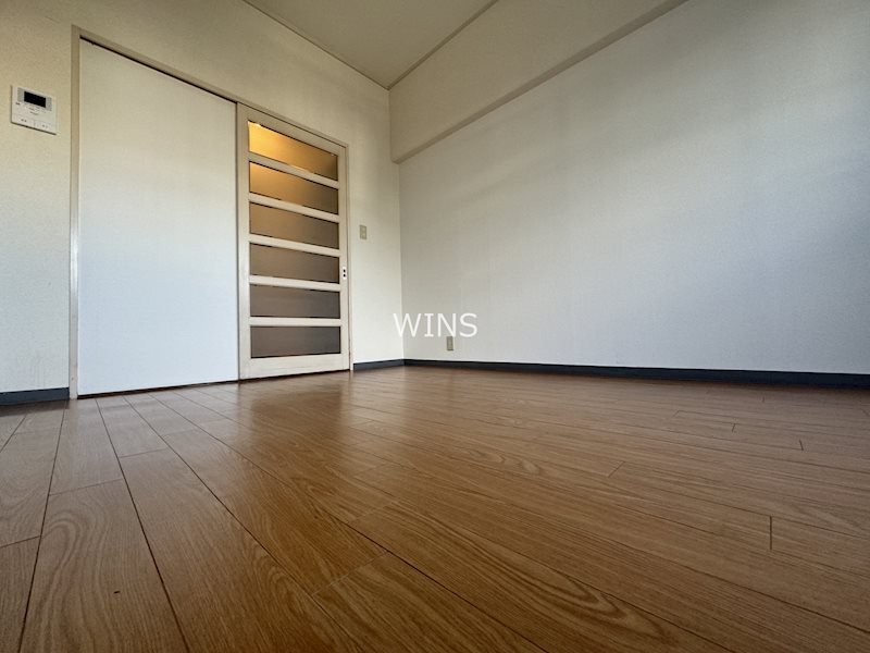 居室・リビング　※同タイプの別部屋参考写真です。