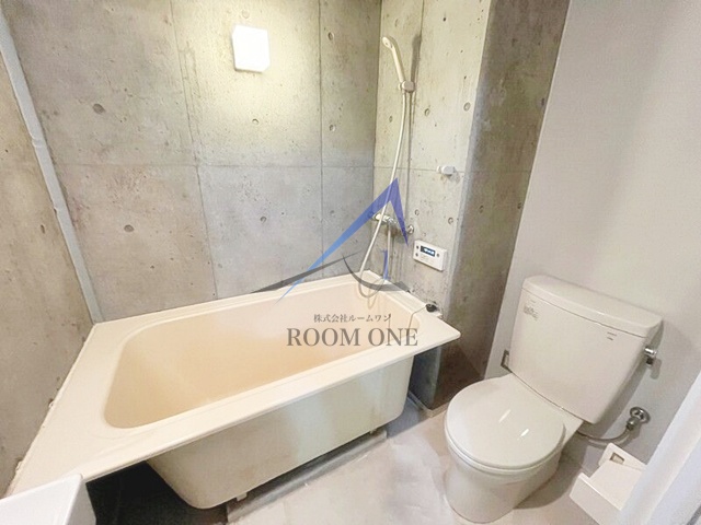 バス・シャワールーム　お風呂です。