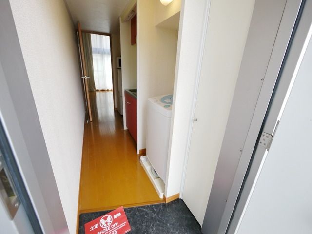 玄関　★下駄箱付きの玄関★