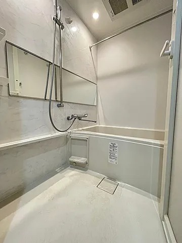 バス・シャワールーム　1日の疲れを癒してください