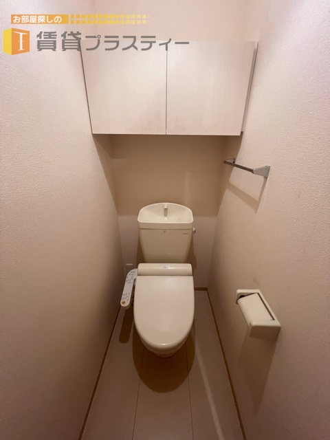 トイレ　ウォシュレット付き！