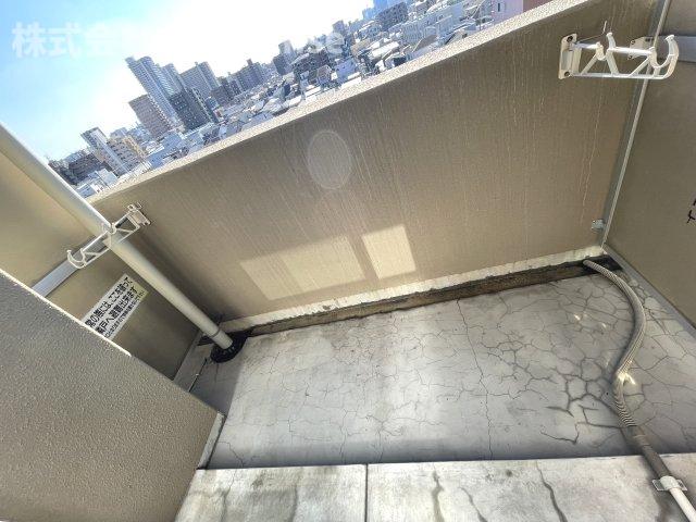 バルコニー　お洗濯にも便利なバルコニー付き