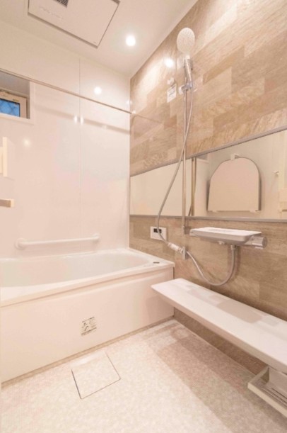 バス・シャワールーム