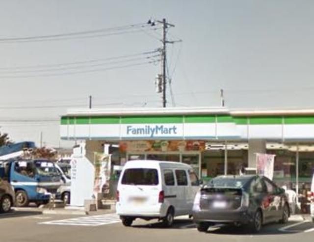コンビニ　ファミリーマート緑が丘店（コンビニ）まで1075m