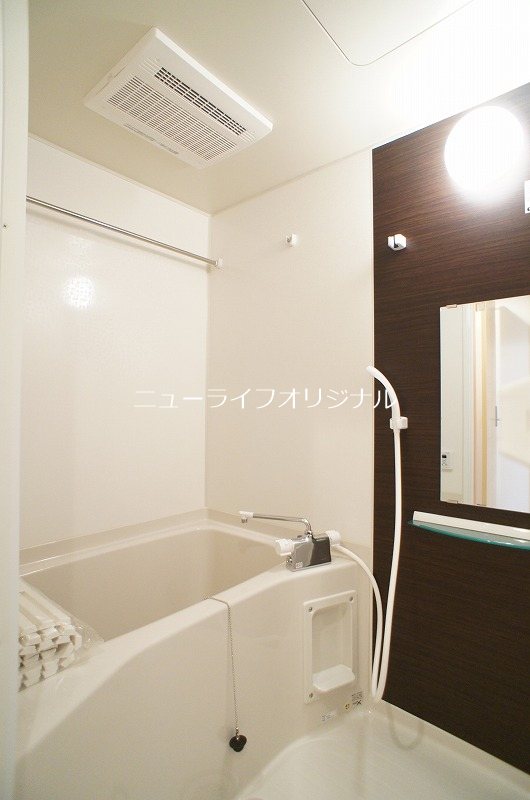 バス・シャワールーム　※同タイプ参考写真