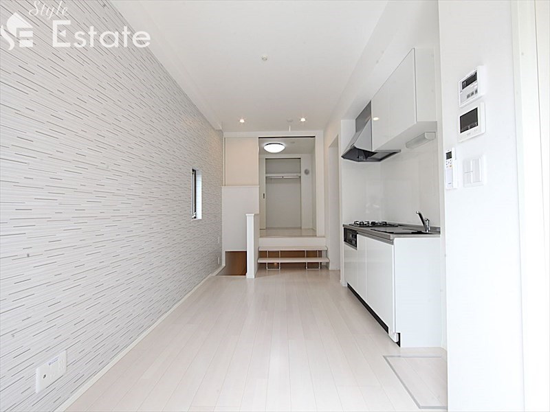 居室・リビング　内装