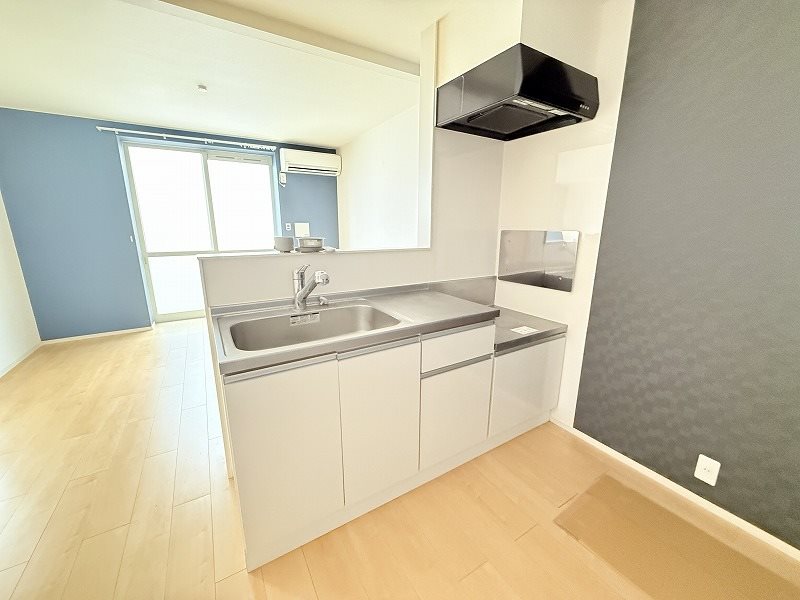 キッチン　※別部屋の写真※