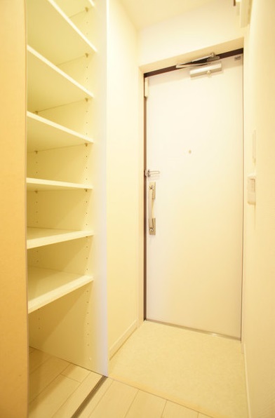 収納　シューズBOX