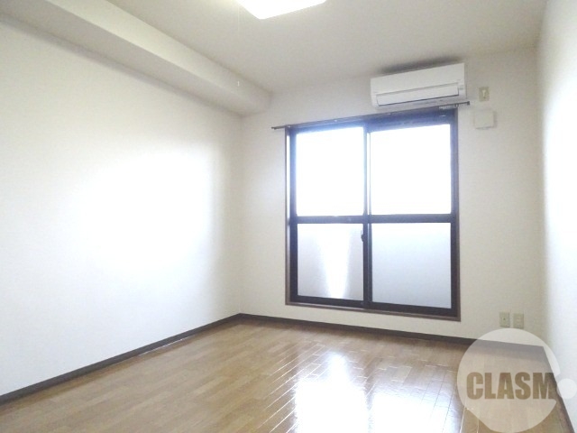 居室・リビング　明るいお部屋です♪