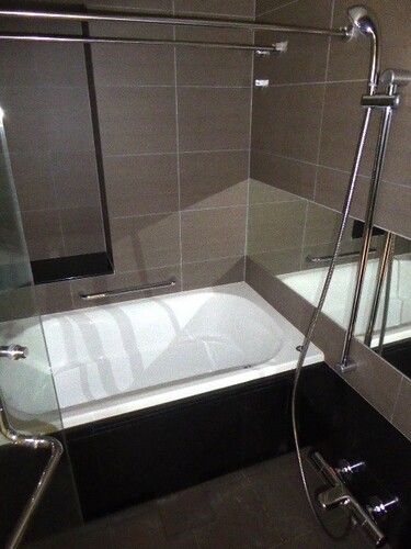 バス・シャワールーム　浴室　※前回募集時2023年4月の写真